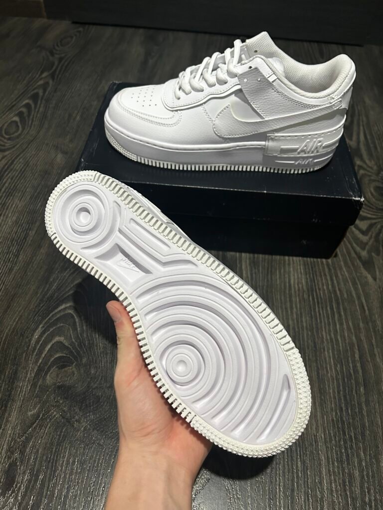 Nike Air Force 1’07 Shadow – White