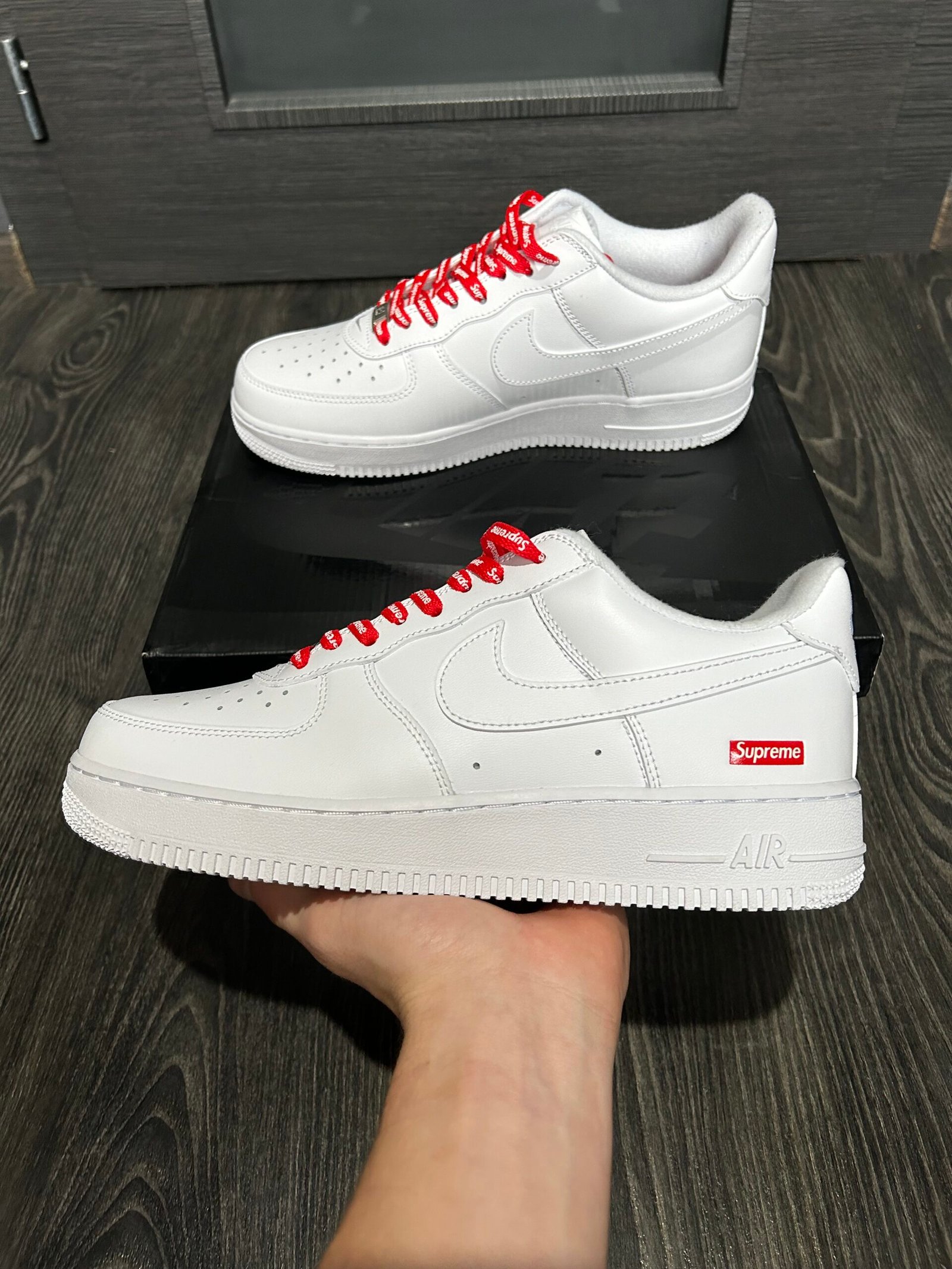 Nike Air Force 1’07 – Supreme White