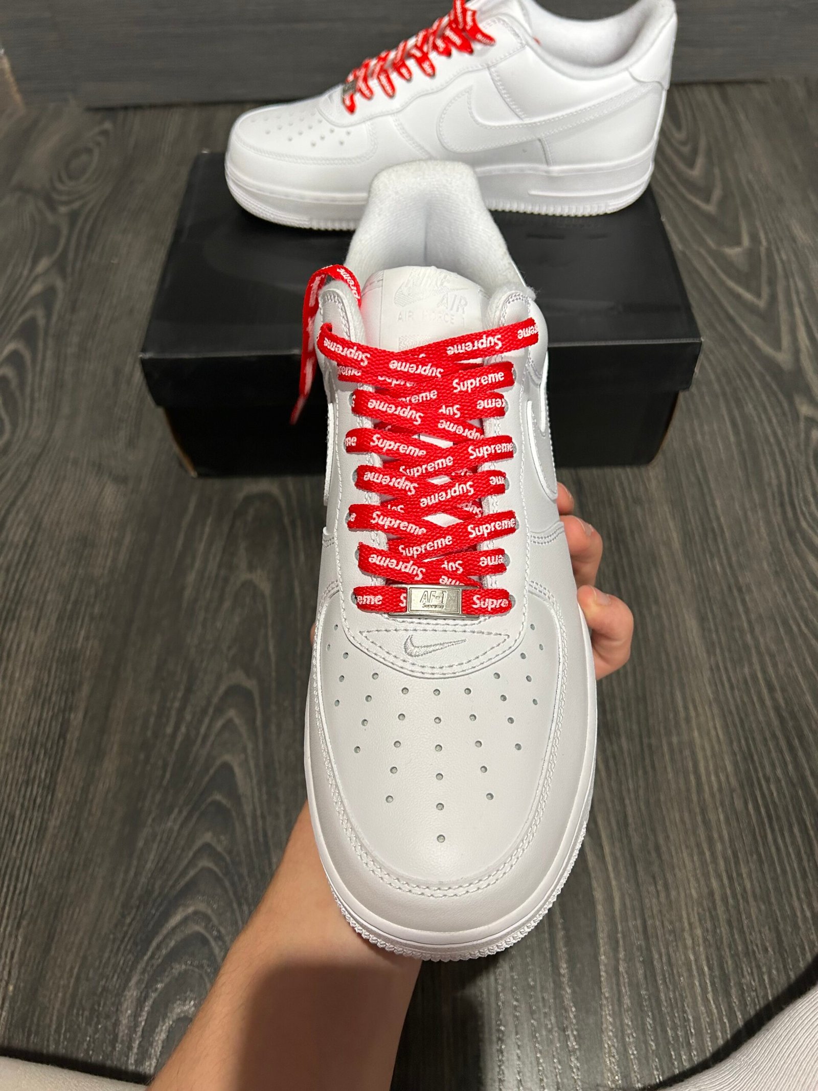 Nike Air Force 1’07 – Supreme White