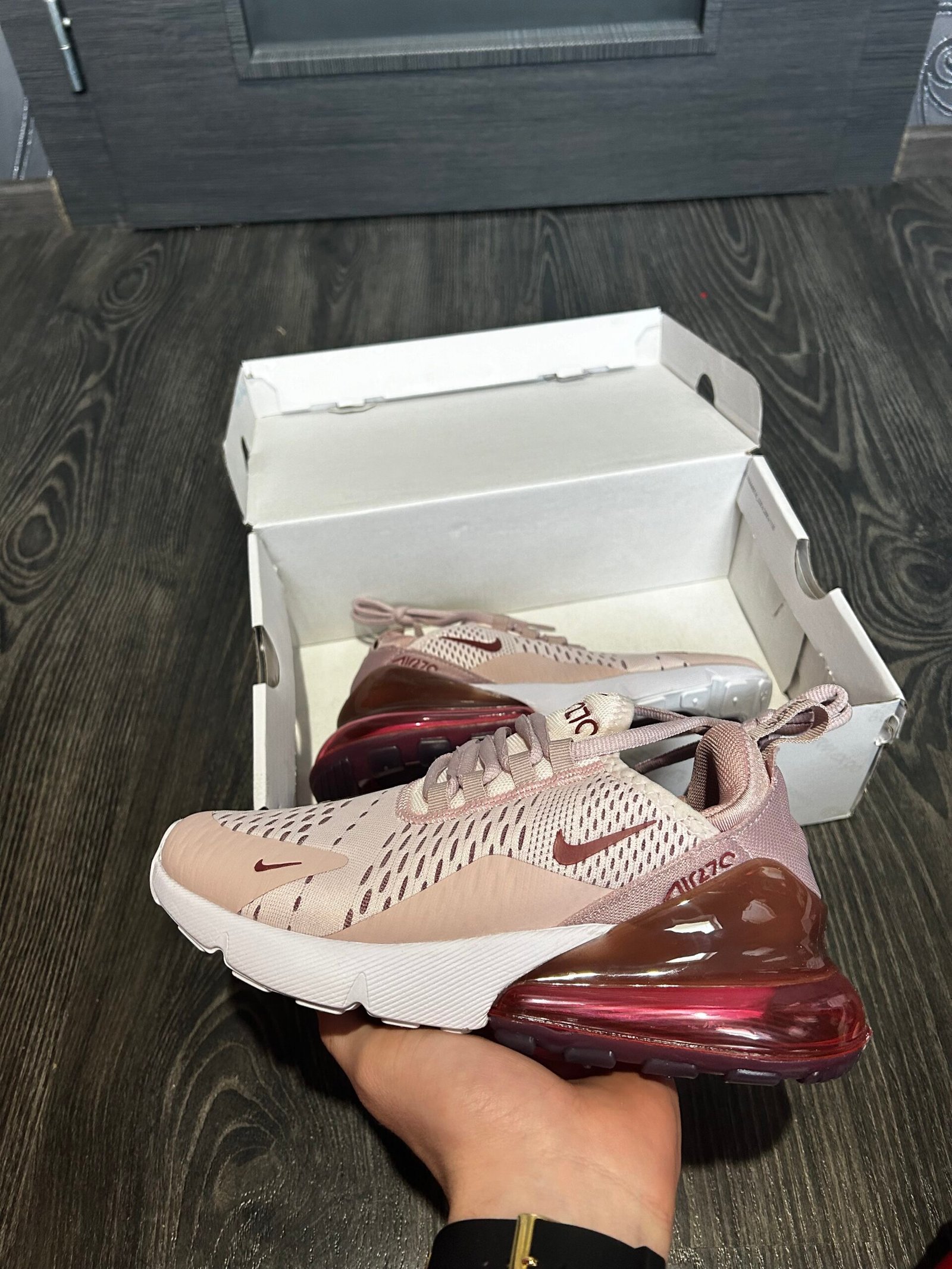 Nike Air Max 270 – Rose