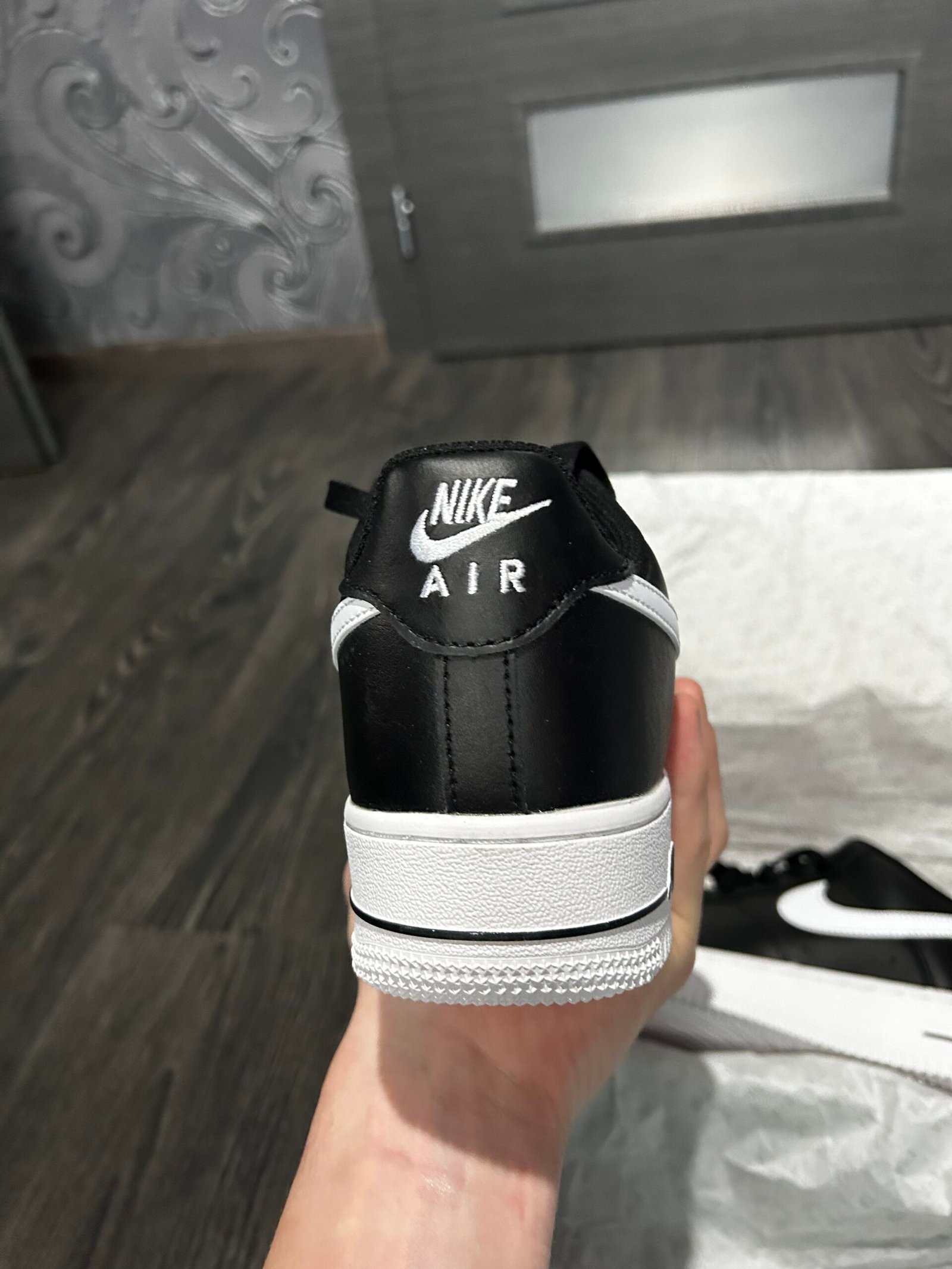 Nike Air Force 1’07 – Black White
