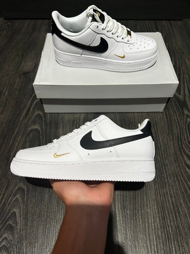 Nike Air Force 1’07 – White Gold