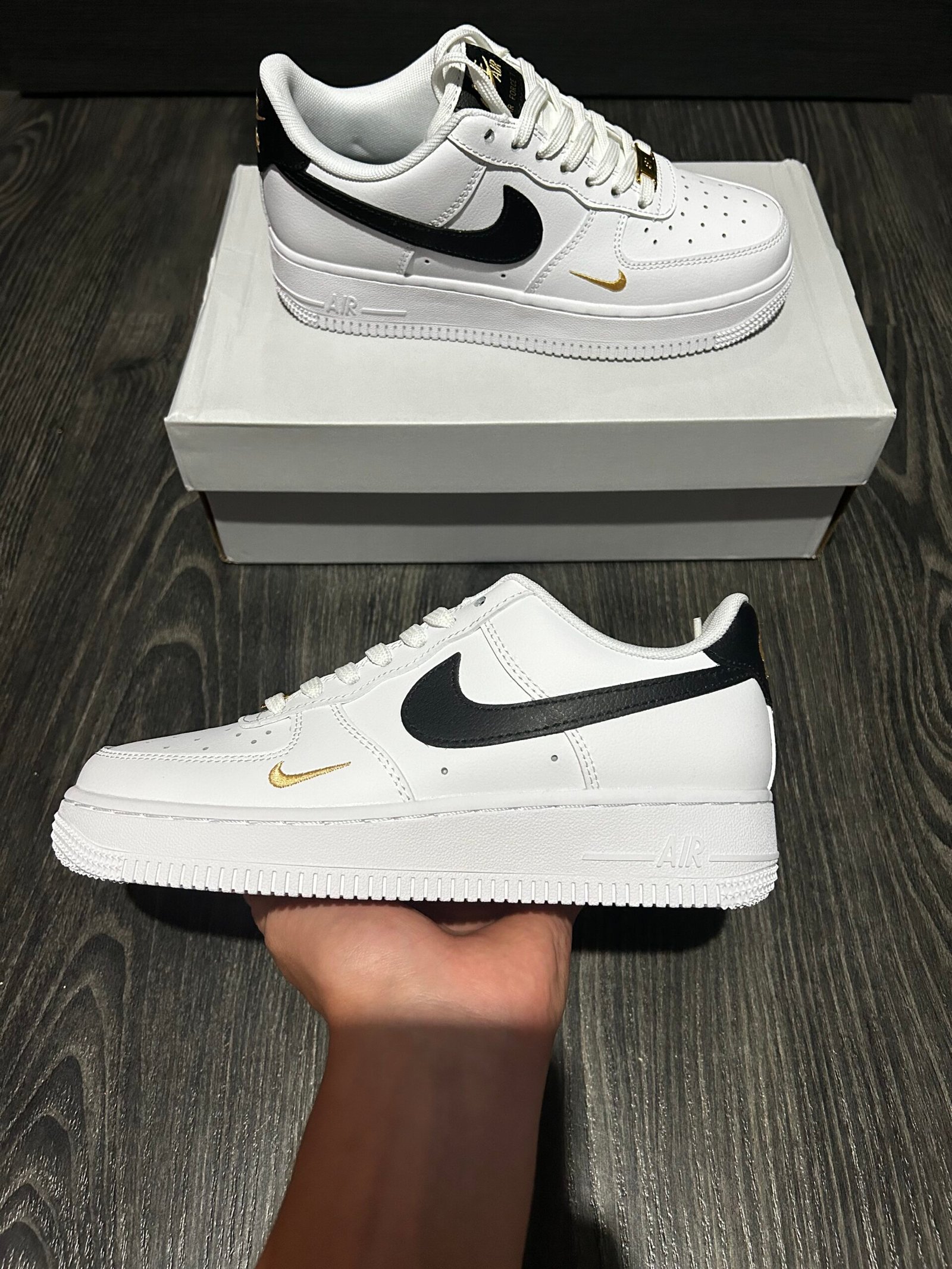 Nike Air Force 1’07 – White Gold