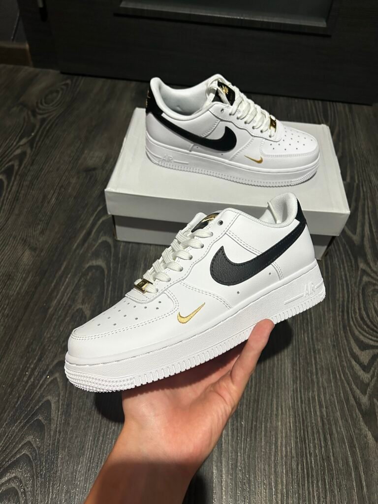 Nike Air Force 1’07 – White Gold