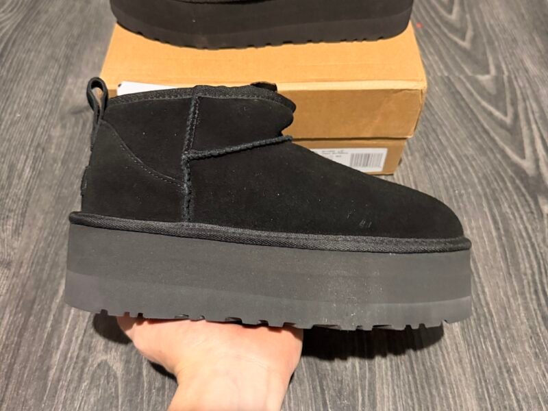 UGG Platform Mini Classic