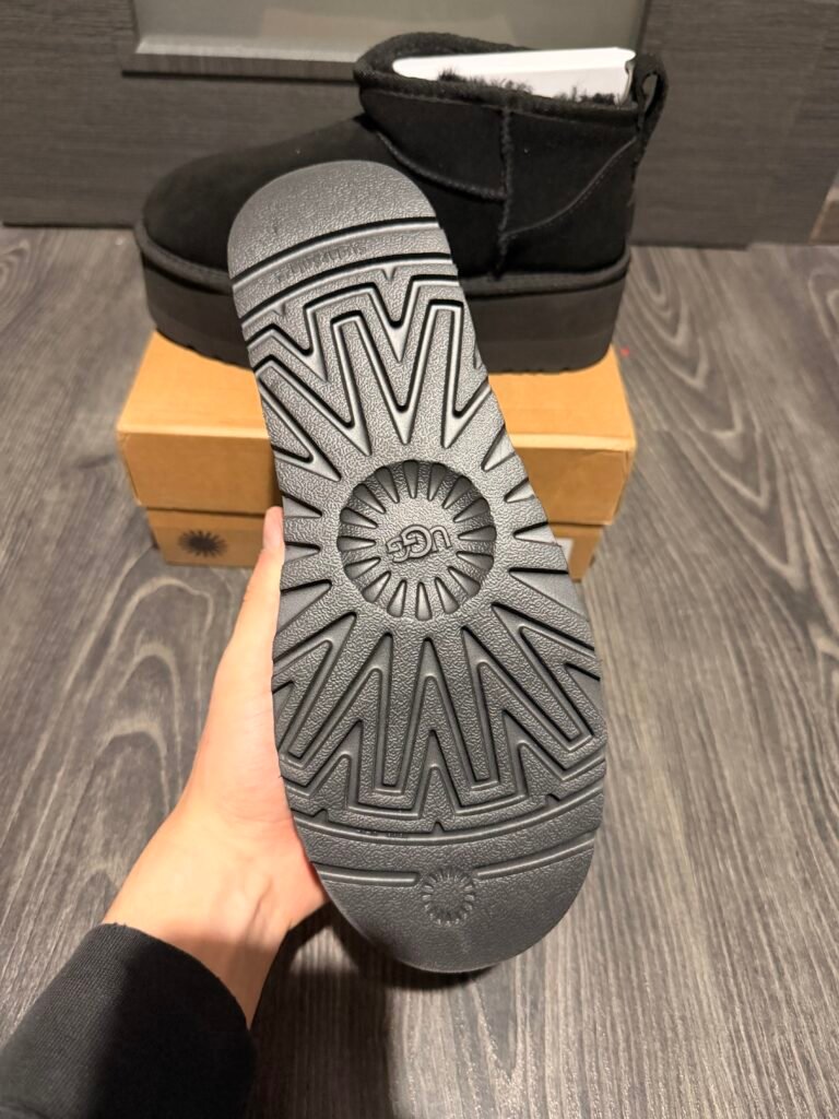 UGG Platform Mini Classic