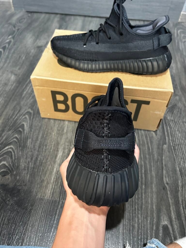 Adidas Yeezy Boost 350 V2 – Onyx
