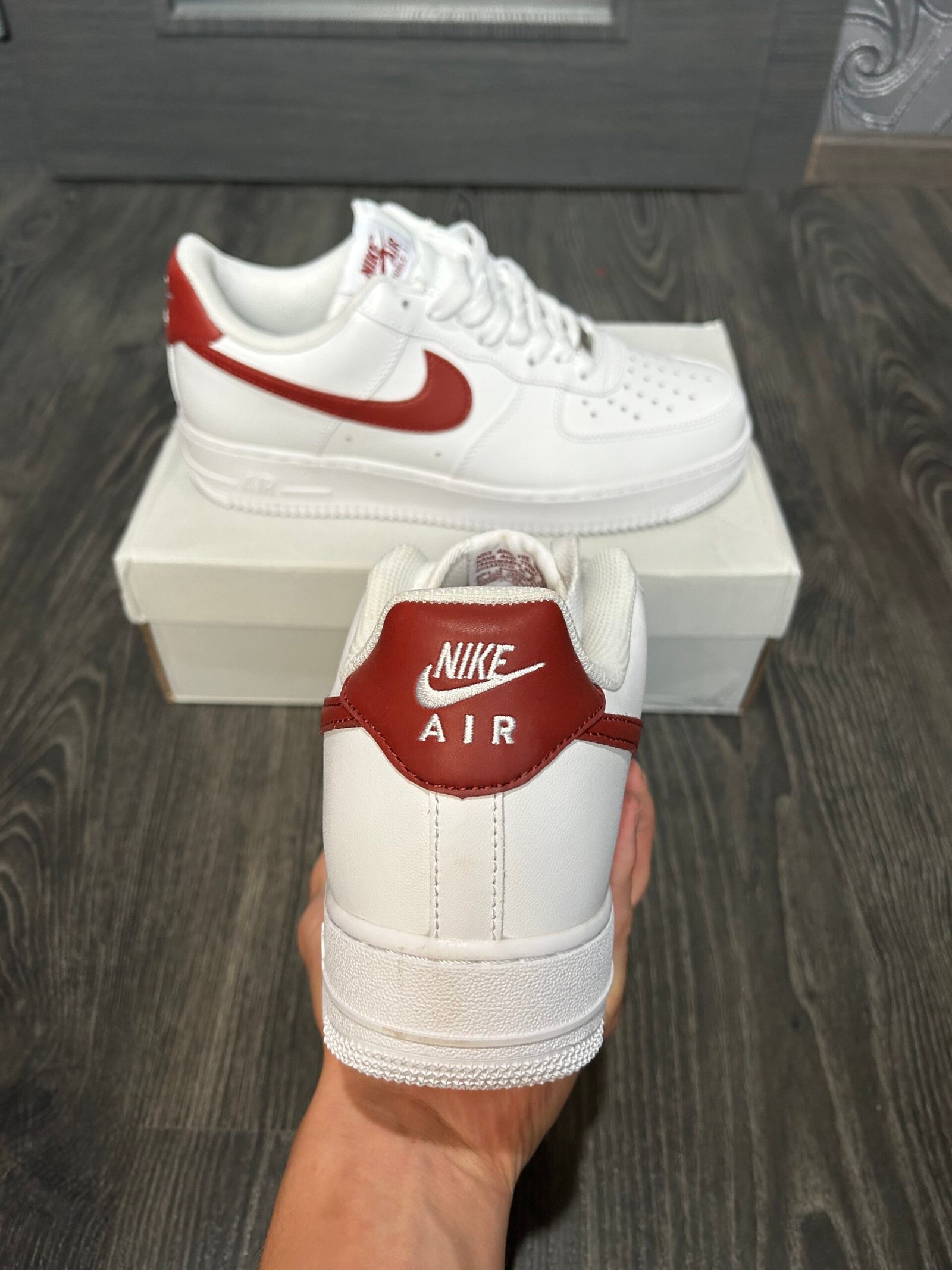 Nike Air Force 1’07 – White Fire Red
