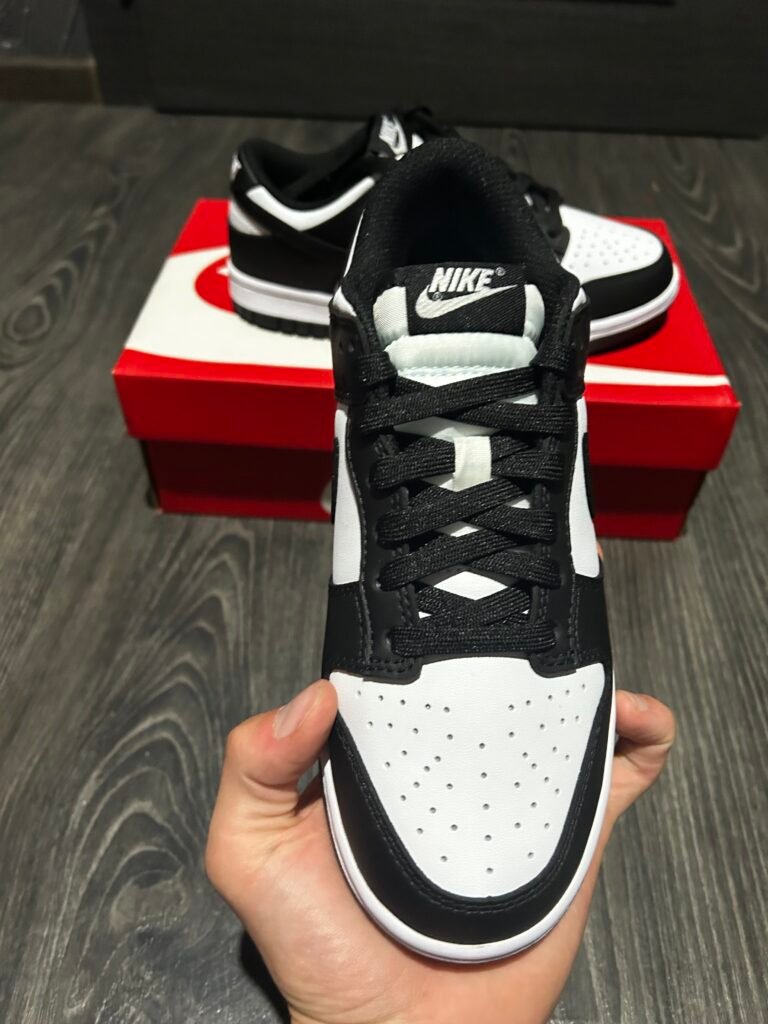 Nike Dunk Low – Panda