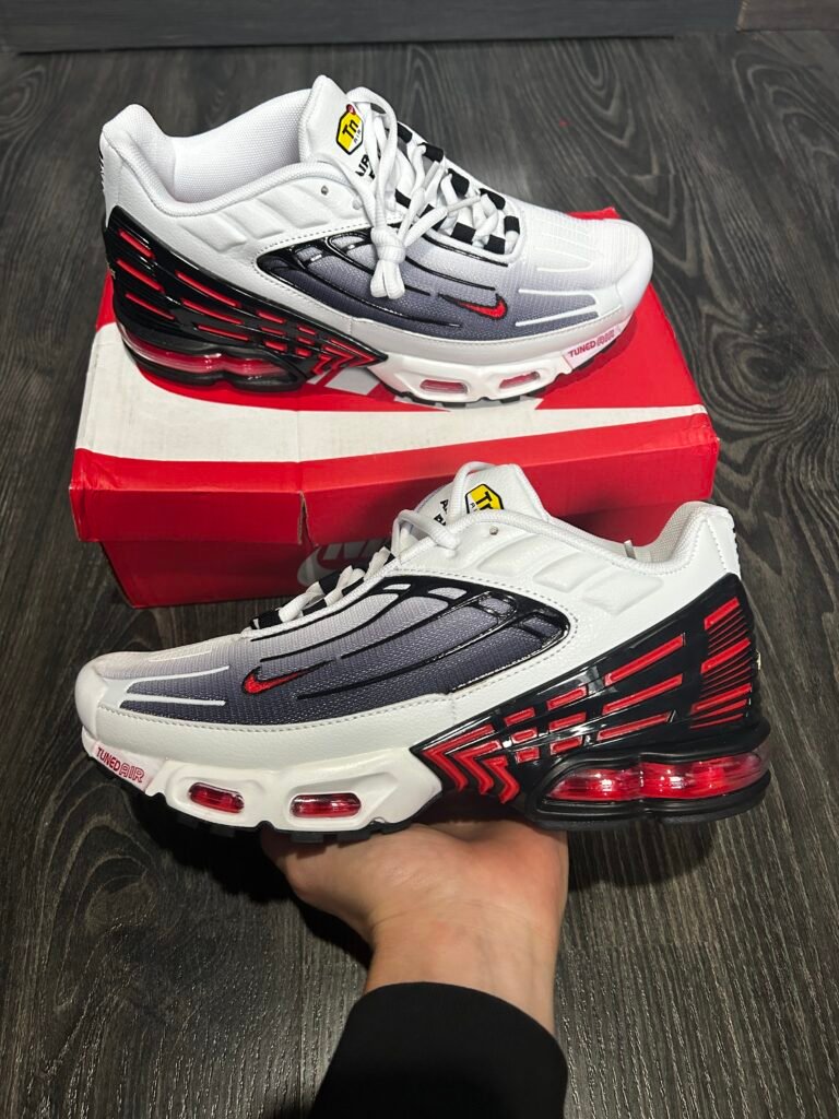 Nike Air Max Plus 3 – White / Black