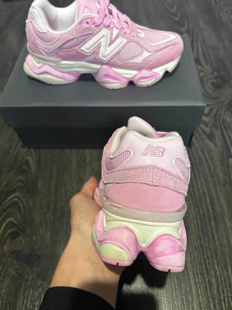 New Balance 9060 – Pink Overdye