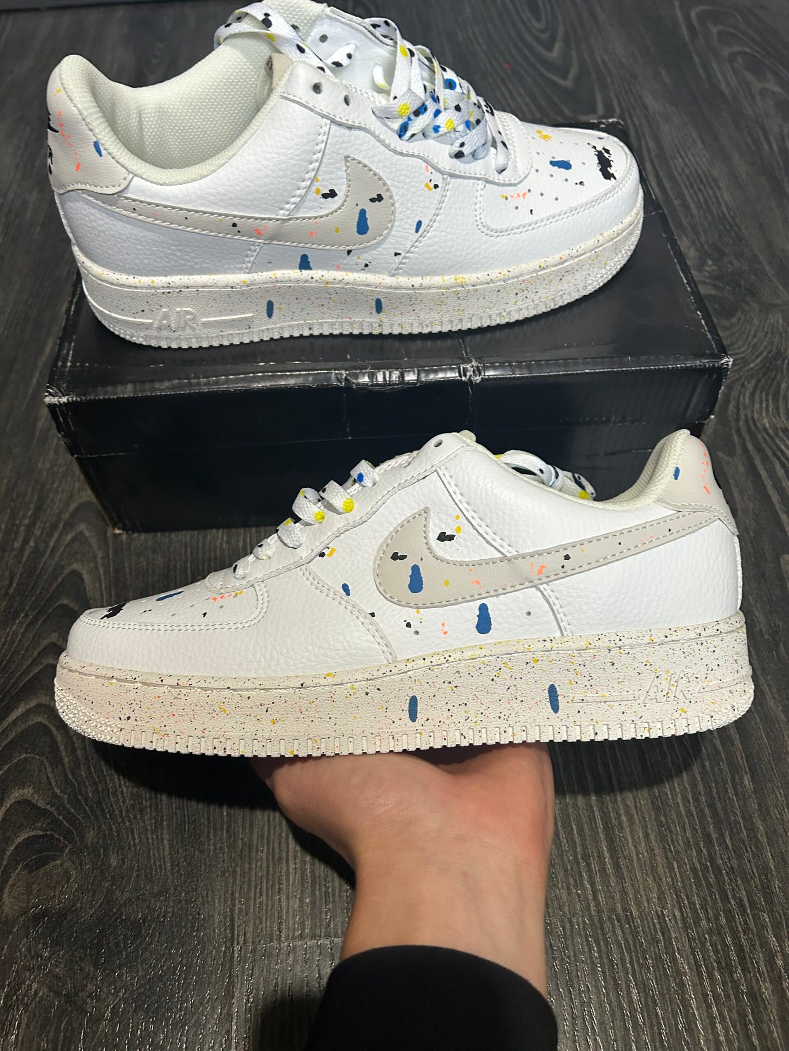 Nike Air Force 1’07 – Paint Splatter