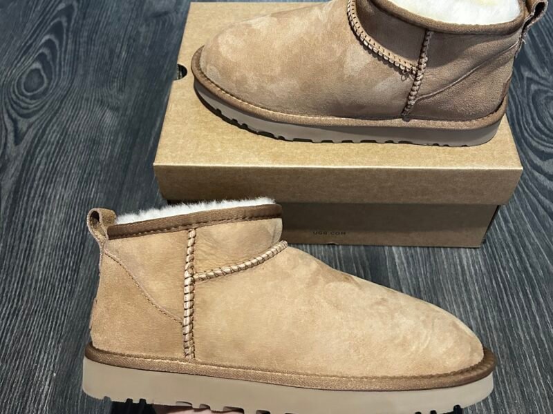 UGG Classic Ultra Mini