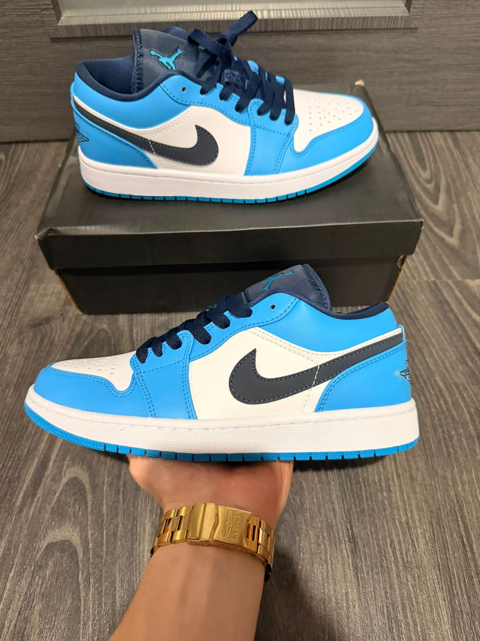 Nike Air Jordan 1 University Blue